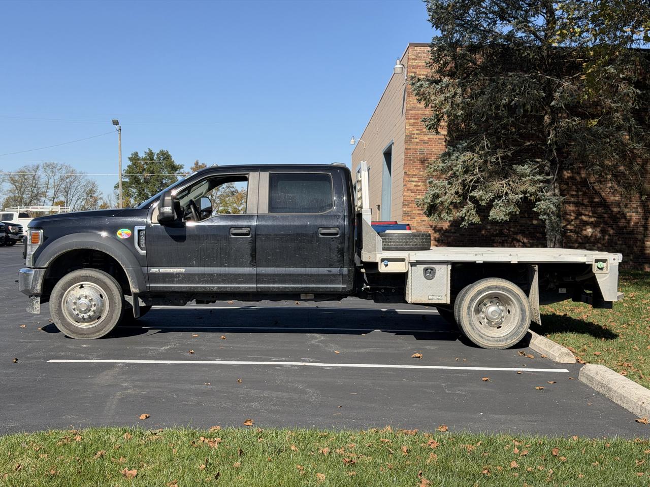 Ford F-450 SD Crew Cab DRW 4WD 2022