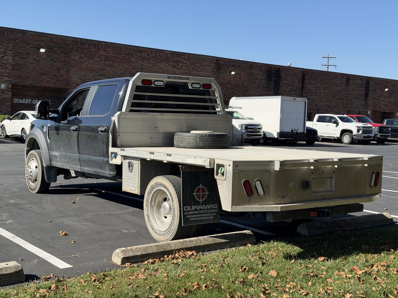 Ford F-450 SD Crew Cab DRW 4WD 2022