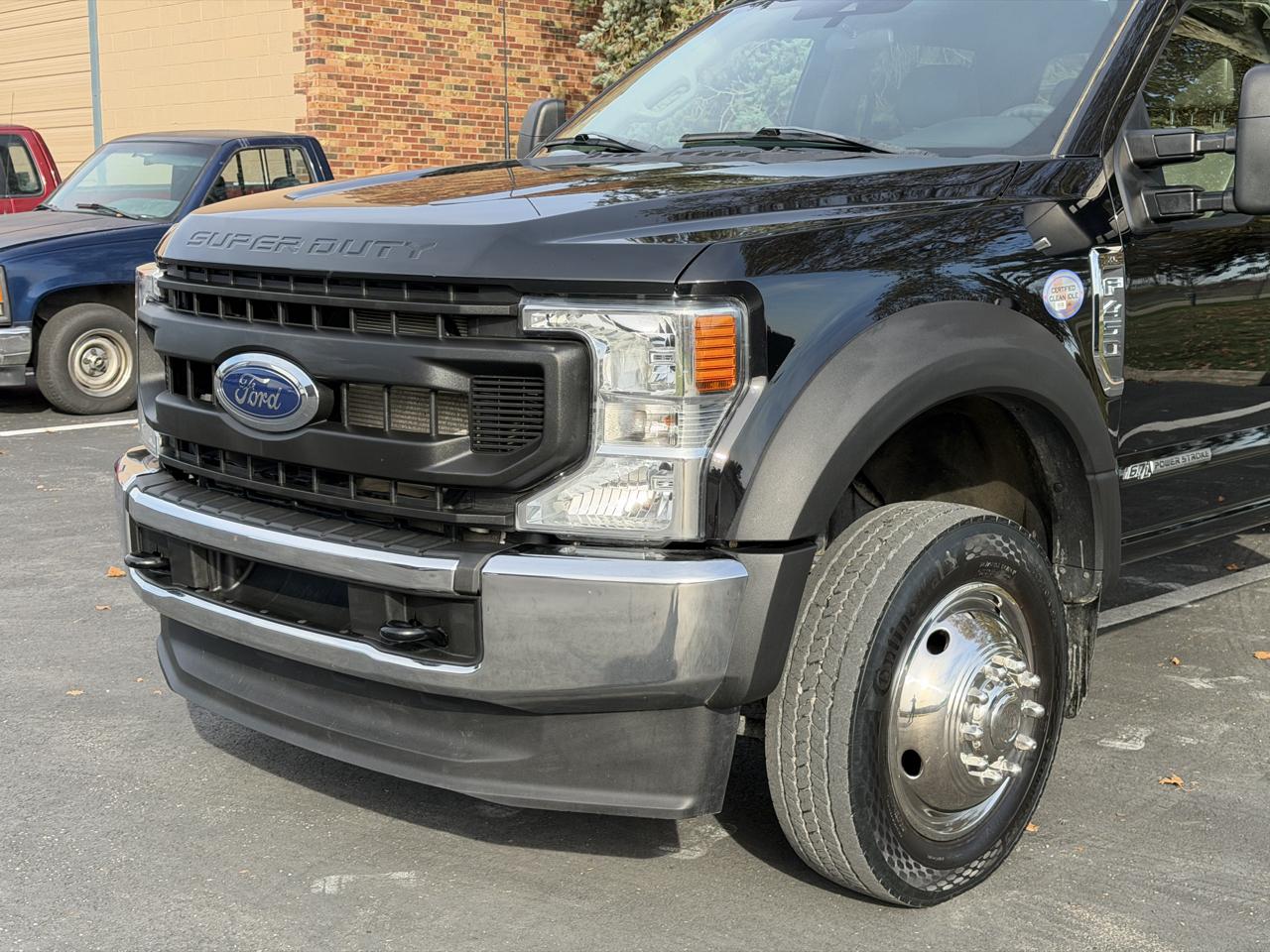 Ford F-450 SD Crew Cab DRW 4WD 2022