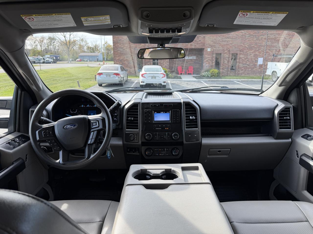 Ford F-450 SD Crew Cab DRW 4WD 2022