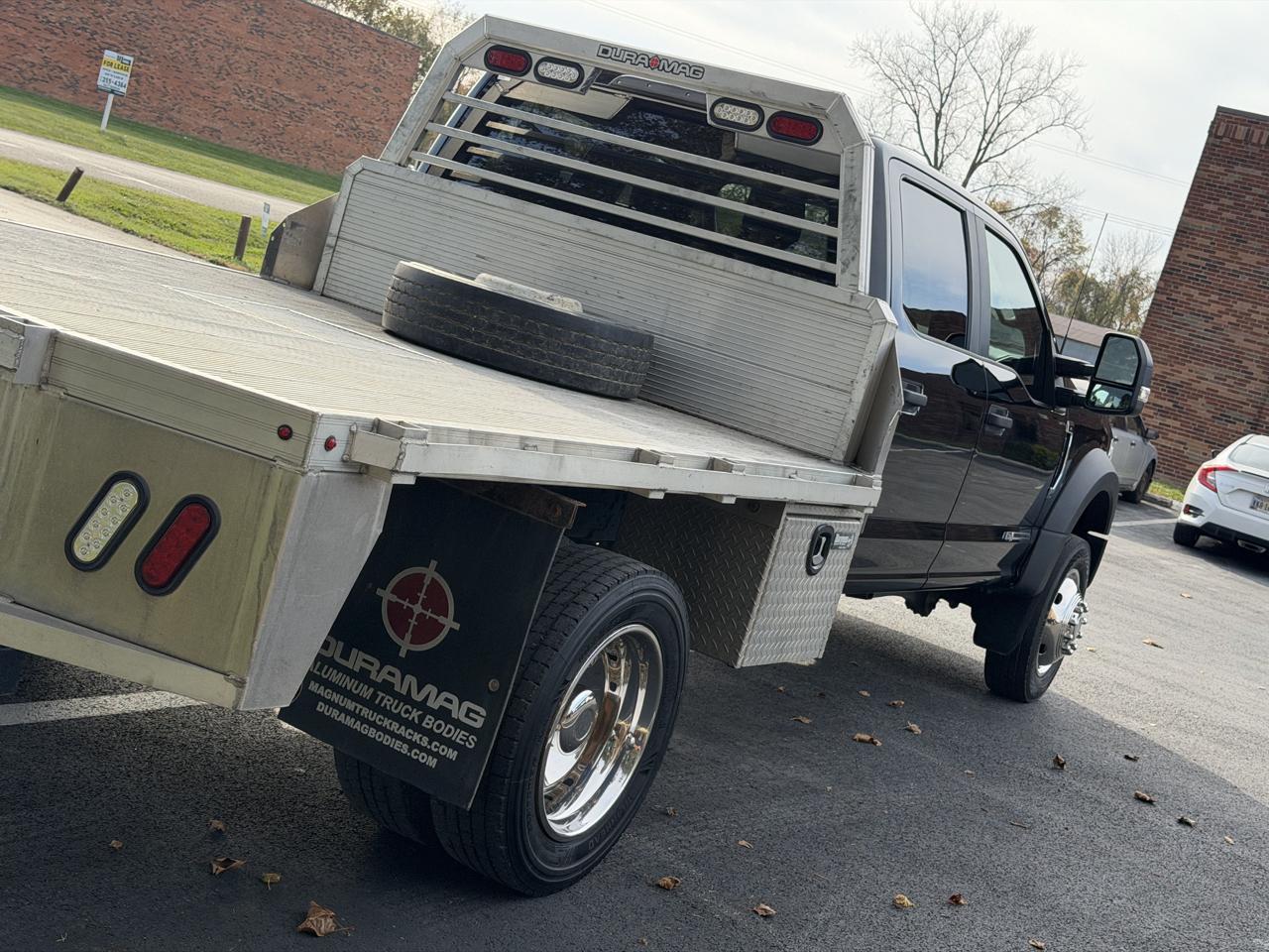 Ford F-450 SD Crew Cab DRW 4WD 2022