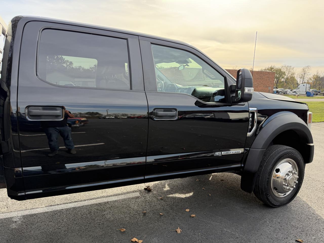 Ford F-450 SD Crew Cab DRW 4WD 2022