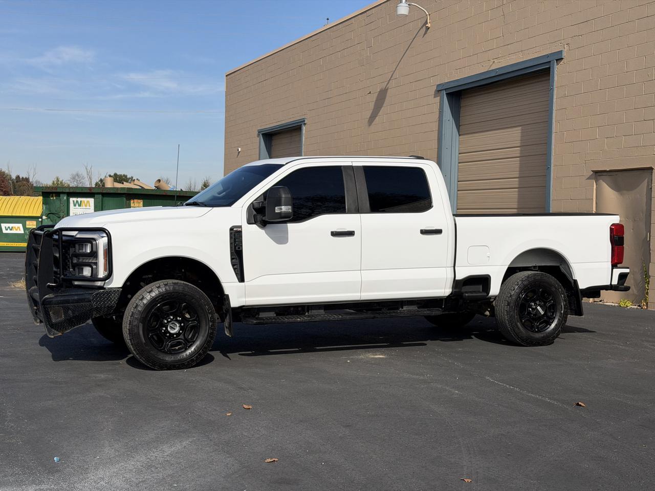 Ford F-250 SD XL Crew Cab Short Bed 4WD 2024