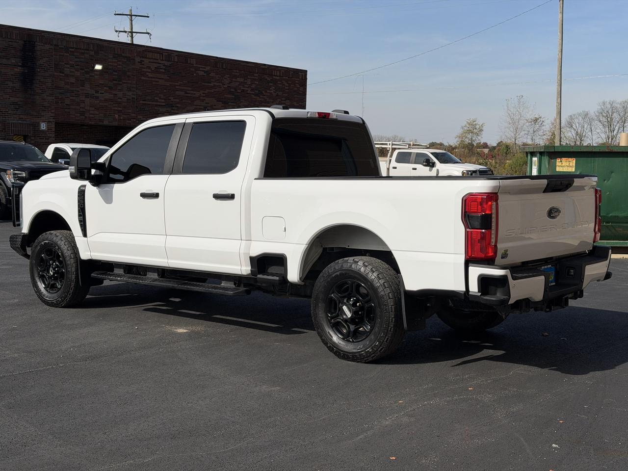 Ford F-250 SD XL Crew Cab Short Bed 4WD 2024