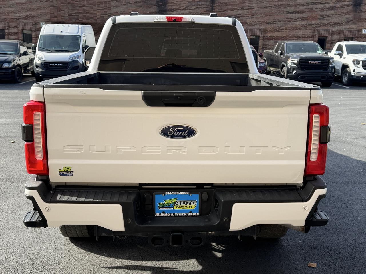 Ford F-250 SD XL Crew Cab Short Bed 4WD 2024