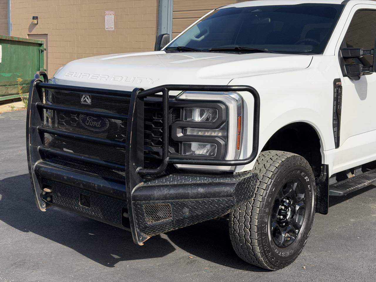 Ford F-250 SD XL Crew Cab Short Bed 4WD 2024
