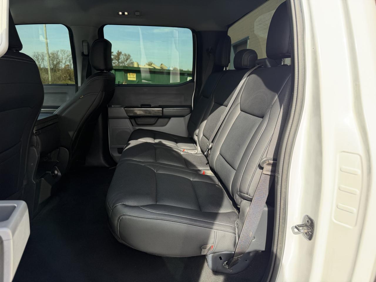 Ford F-250 SD XL Crew Cab Short Bed 4WD 2024