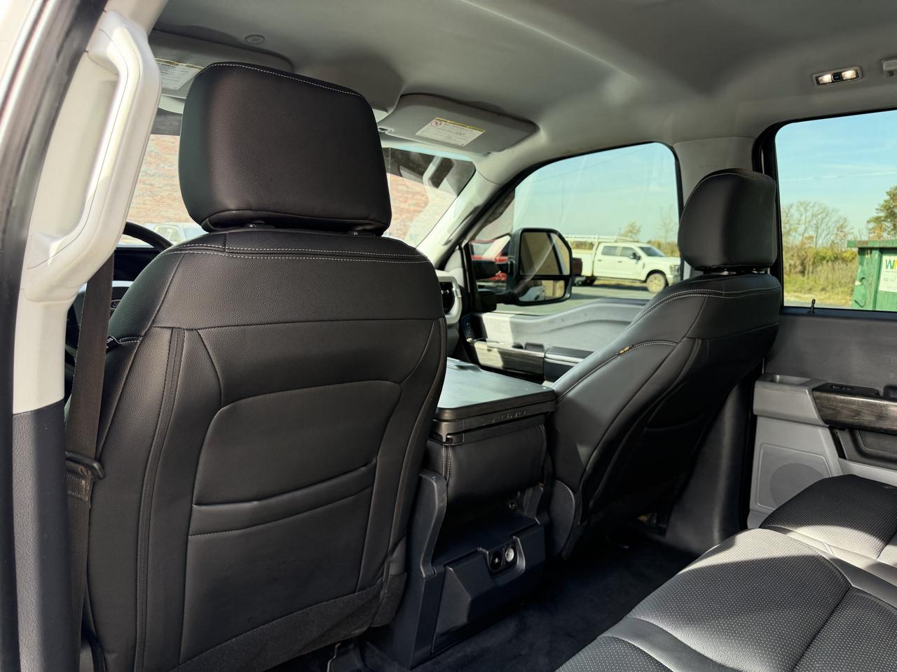 Ford F-250 SD XL Crew Cab Short Bed 4WD 2024