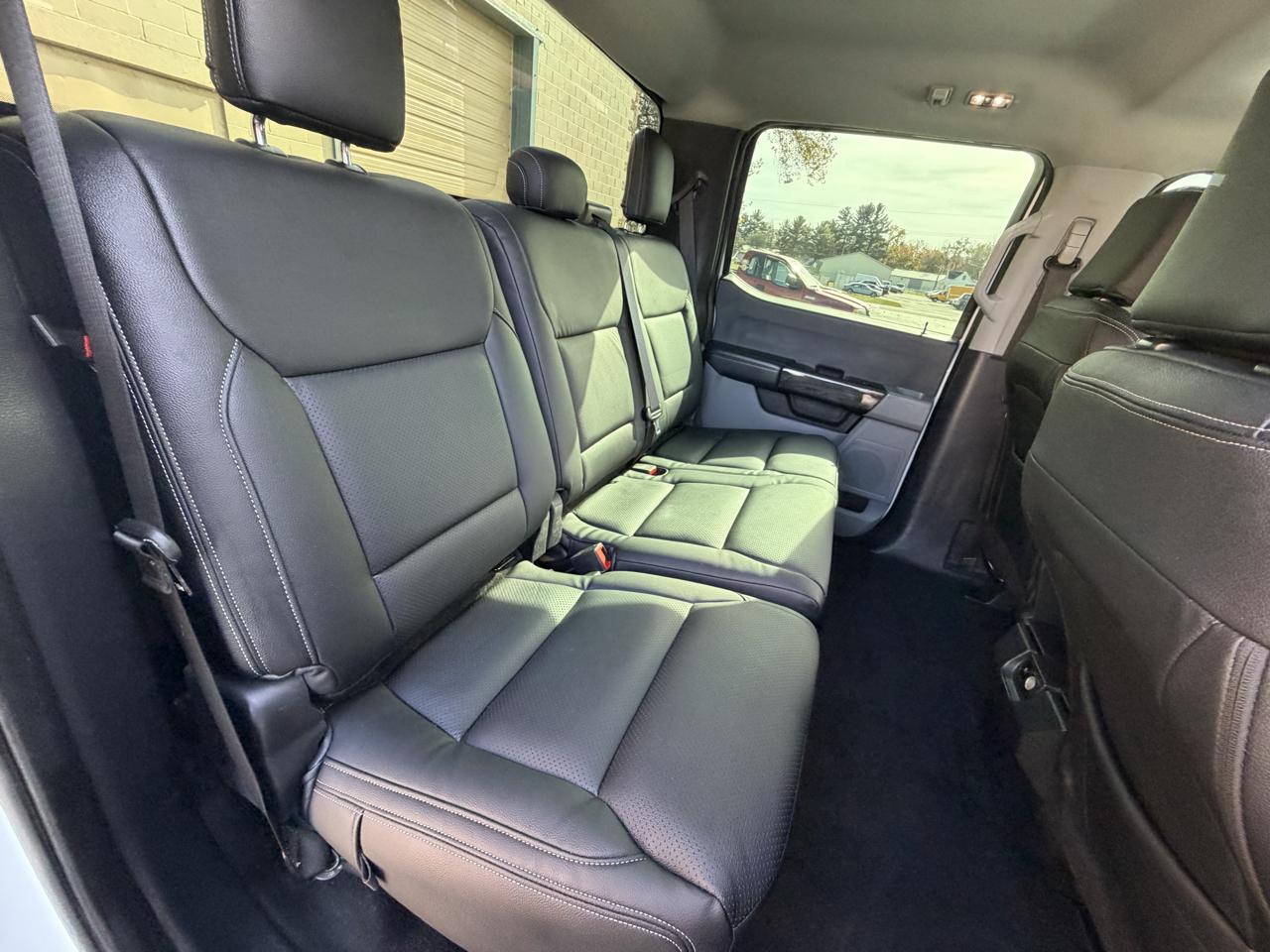 Ford F-250 SD XL Crew Cab Short Bed 4WD 2024
