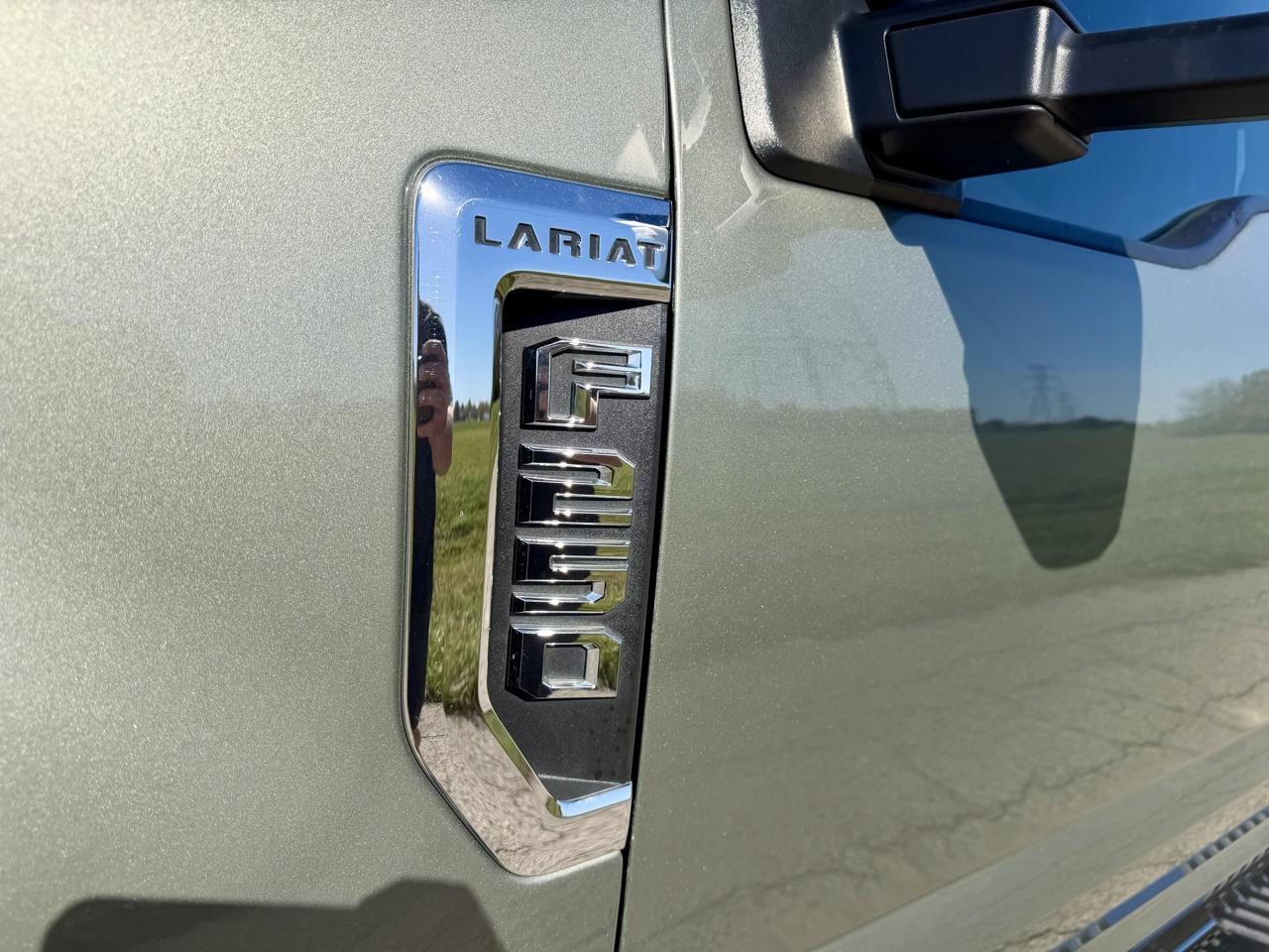 Ford F-250 SD Lariat Crew Cab Short Bed 4WD 2019