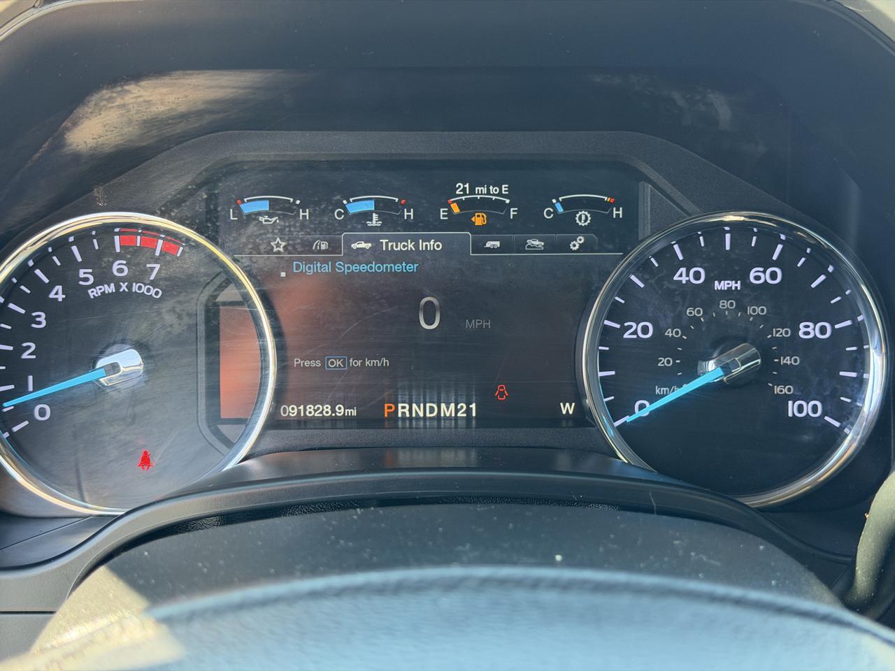 Ford F-250 SD Lariat Crew Cab Short Bed 4WD 2019