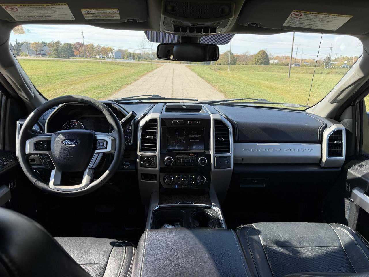 Ford F-250 SD Lariat Crew Cab Short Bed 4WD 2019