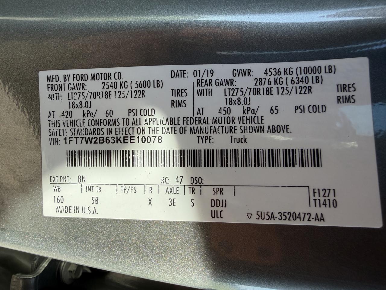 Ford F-250 SD Lariat Crew Cab Short Bed 4WD 2019