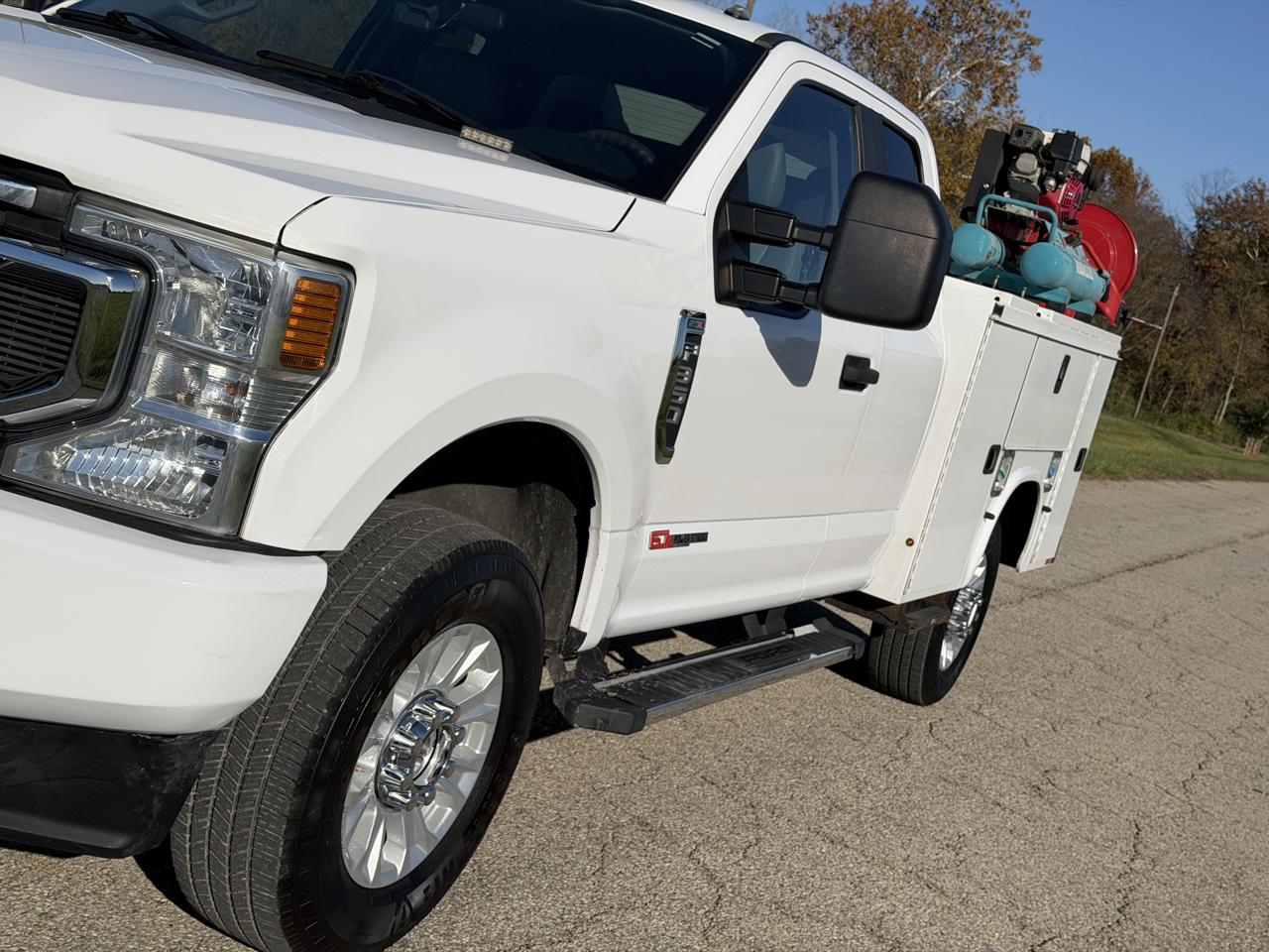 Ford F-350 SD XL SuperCab Long Bed 4WD 2021