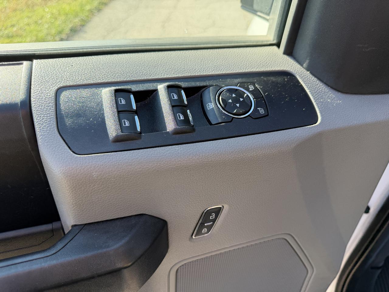 Ford F-350 SD XL SuperCab Long Bed 4WD 2021