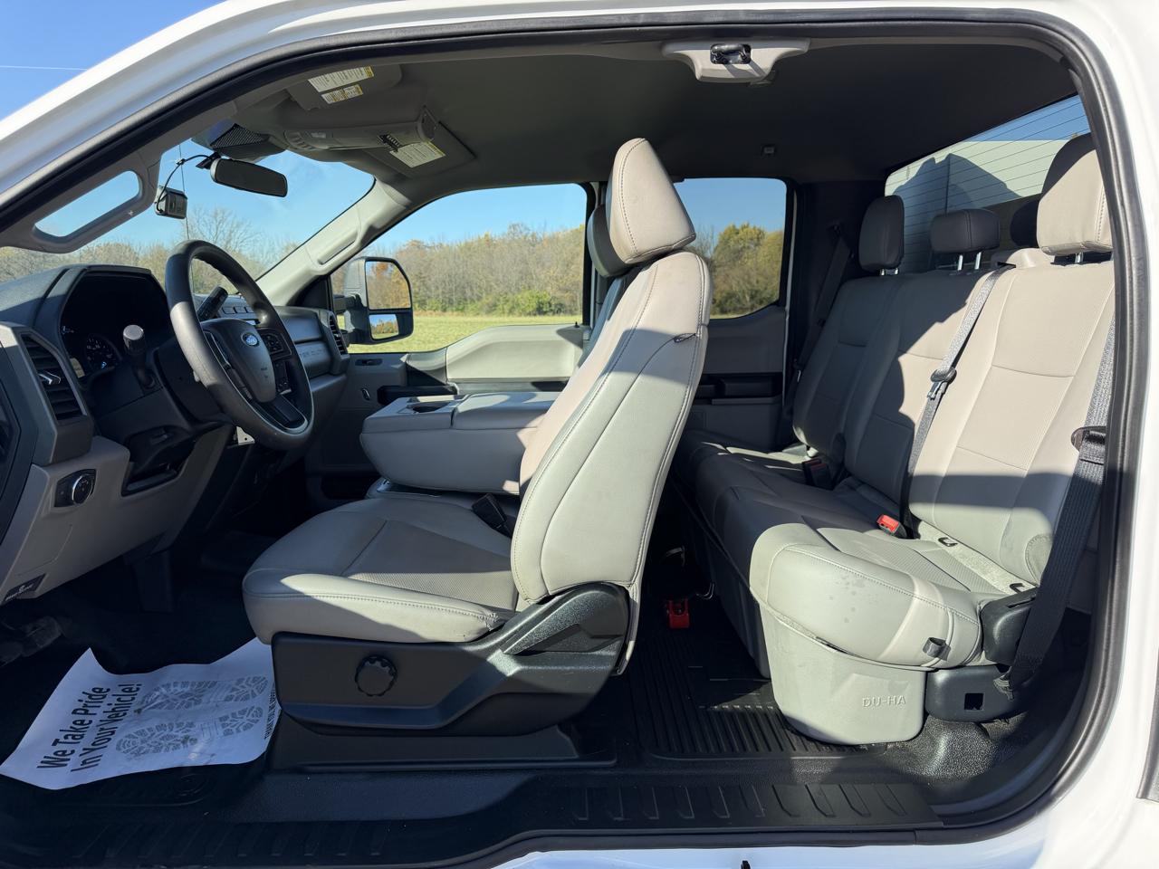 Ford F-350 SD XL SuperCab Long Bed 4WD 2021