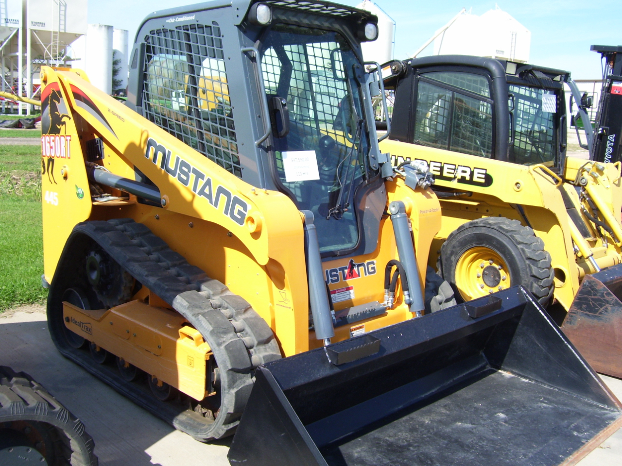 Used 2018 Mustang Skid Steer 1650 for Sale in Dickinson ND 58601