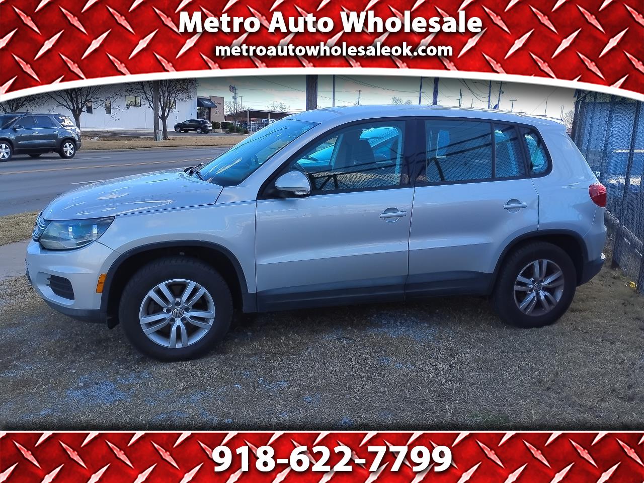 2013 Volkswagen Tiguan S's photo