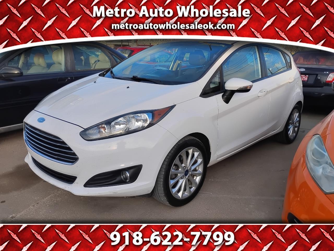 2014 Ford Fiesta SE Hatchback