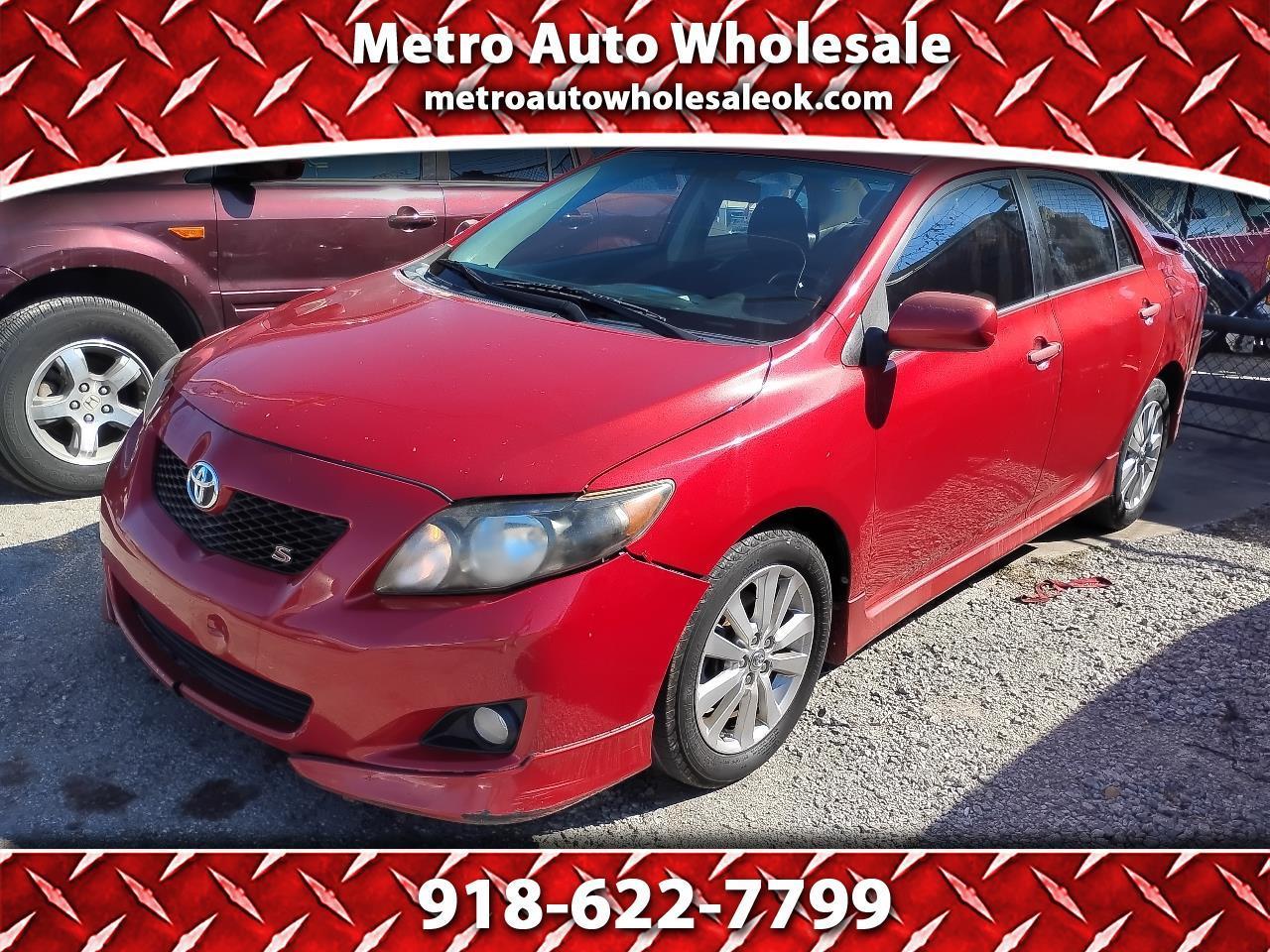 Toyota Corolla Base 5-Speed MT 2010