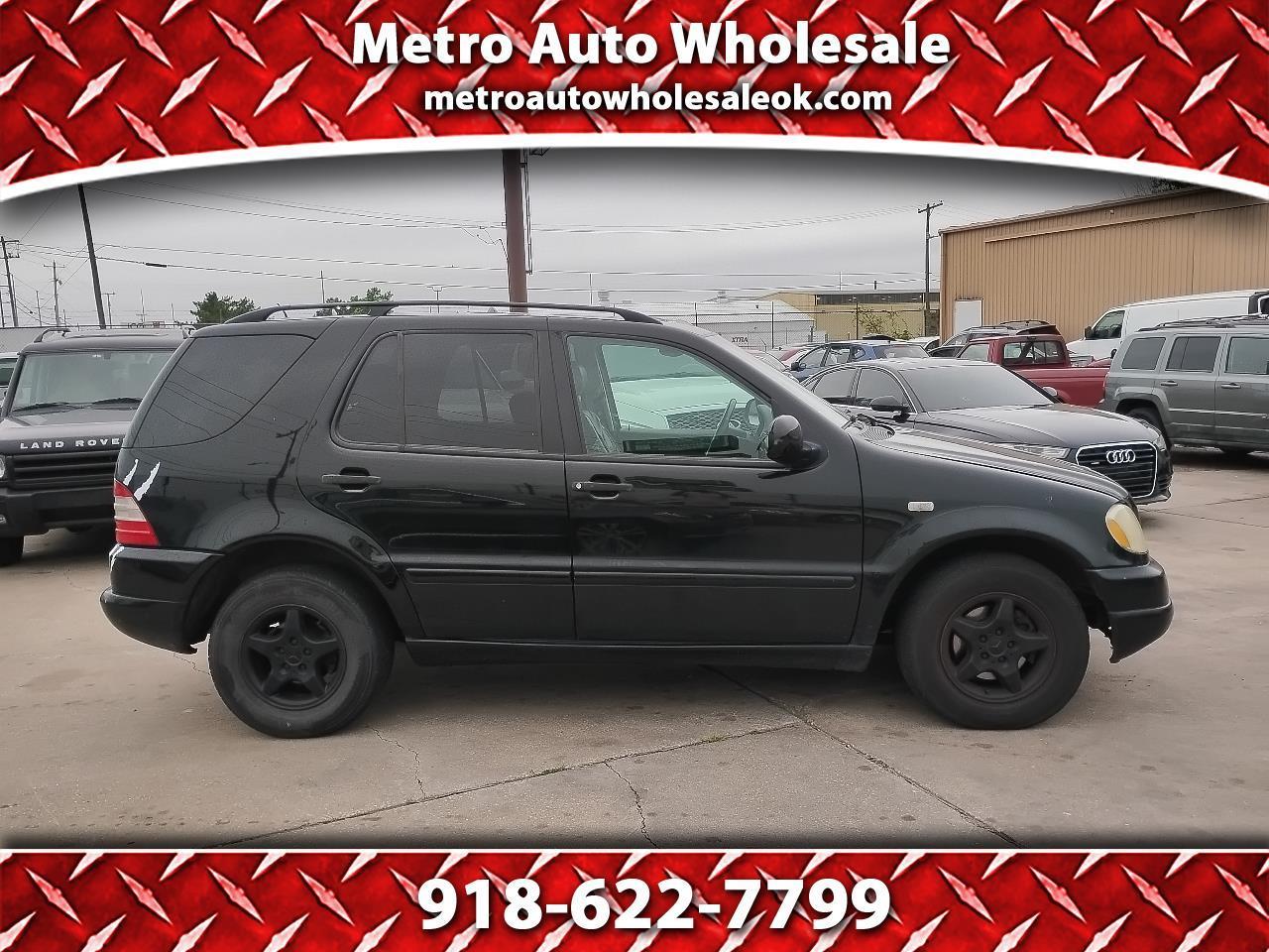 Mercedes-Benz M-Class ML320 2001