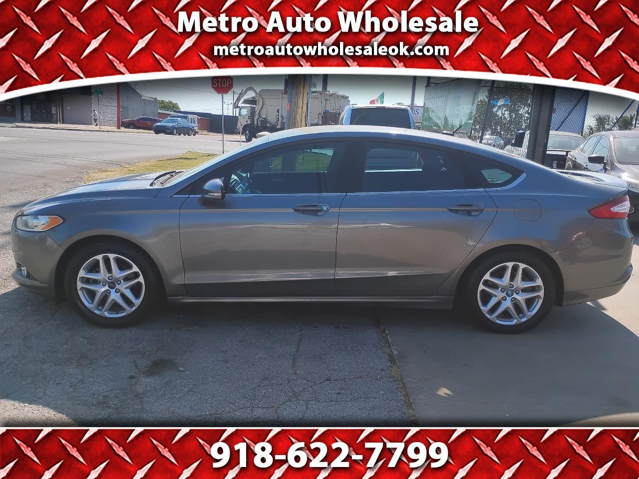 Ford Fusion SE 2013