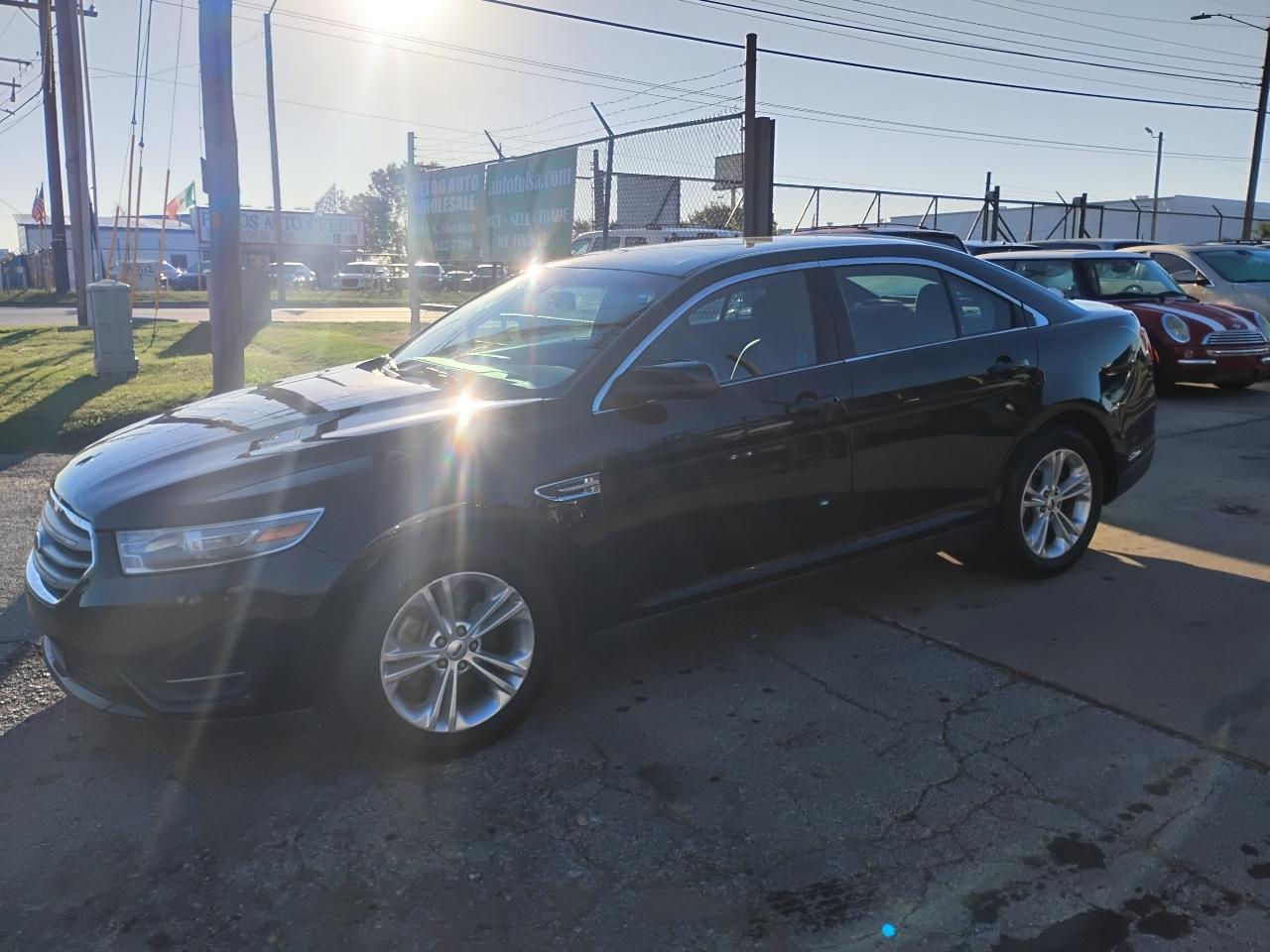 Ford Taurus SEL FWD 2013