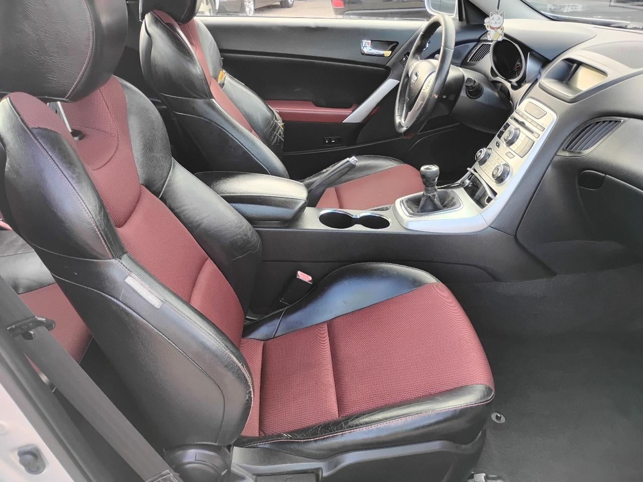 Hyundai Genesis Coupe 2.0T Track Manual 2010