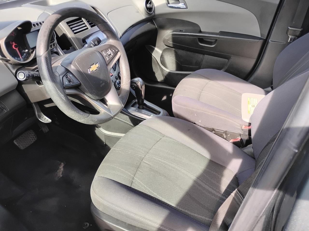Chevrolet Sonic 2LT Sedan 2012
