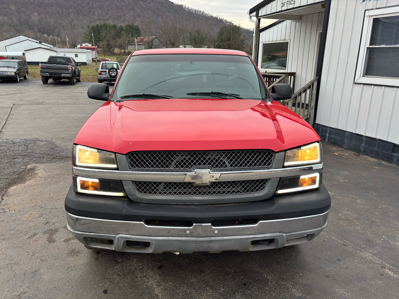 Chevrolet Silverado 1500 Reg Cab 133.0" WB 4WD Work Truck 2003