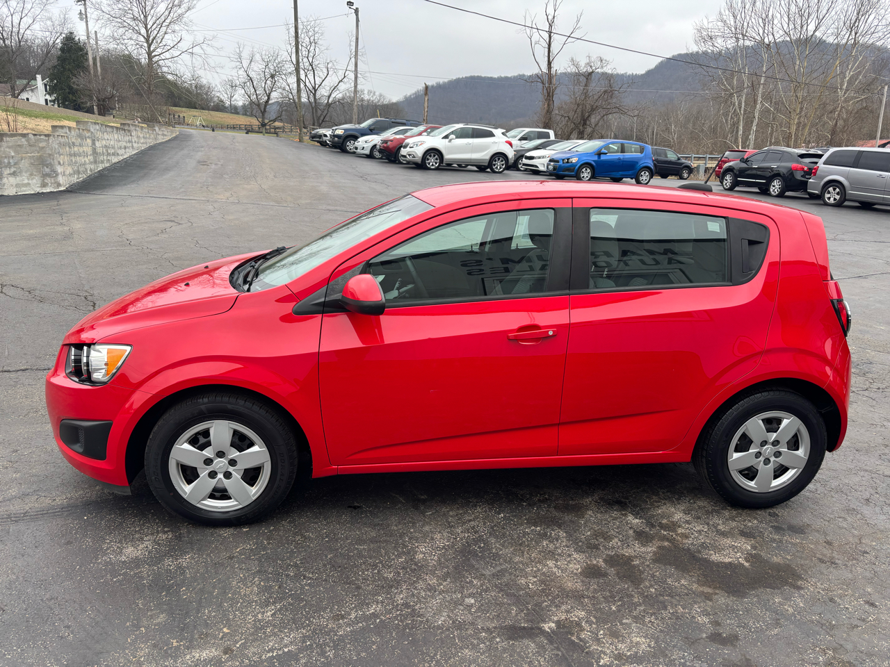 Chevrolet Sonic 5dr HB Auto LS 2015