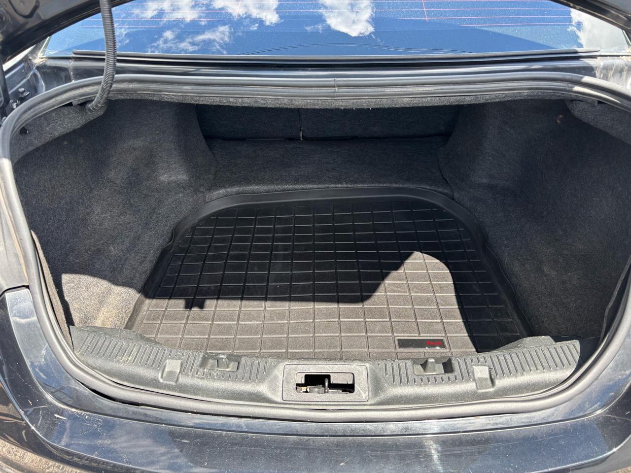 Ford Taurus 4dr Sdn SHO AWD 2014