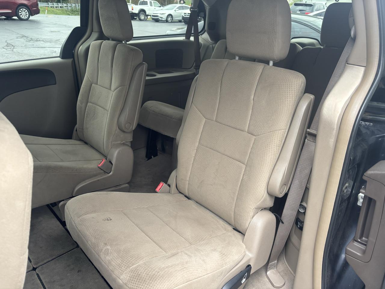 Chrysler Town & Country 4dr Wgn Touring 2011