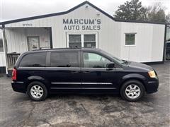 2011 Chrysler Town & Country 