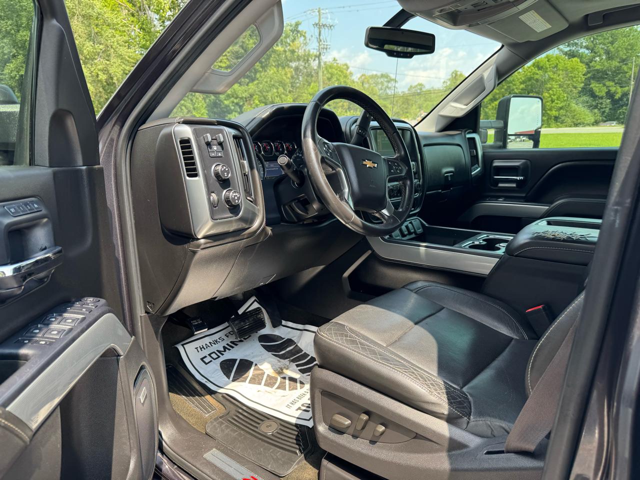 Chevrolet Silverado 2500HD 4WD Crew Cab 167" LTZ 2015