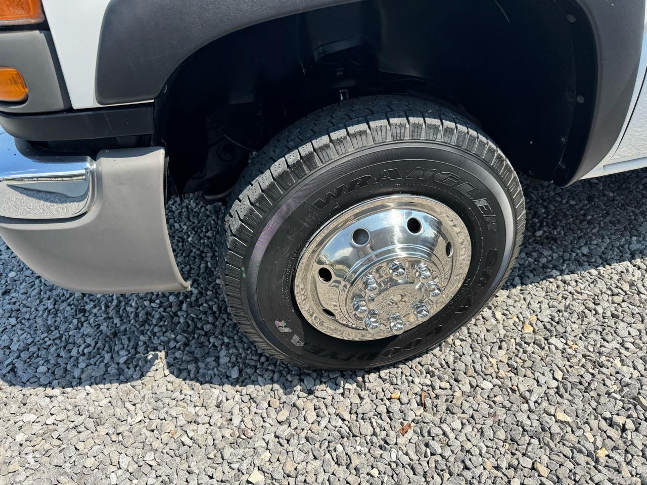 GMC Sierra 3500 Regular Cab 2WD 2006
