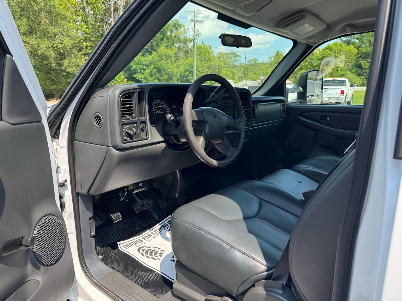 GMC Sierra 3500 Regular Cab 2WD 2006