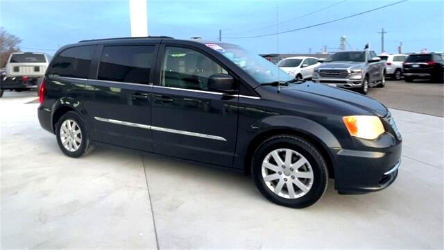Used 2014 Chrysler Town & Country Touring with VIN 2C4RC1BG2ER317211 for sale in Clay Center, KS
