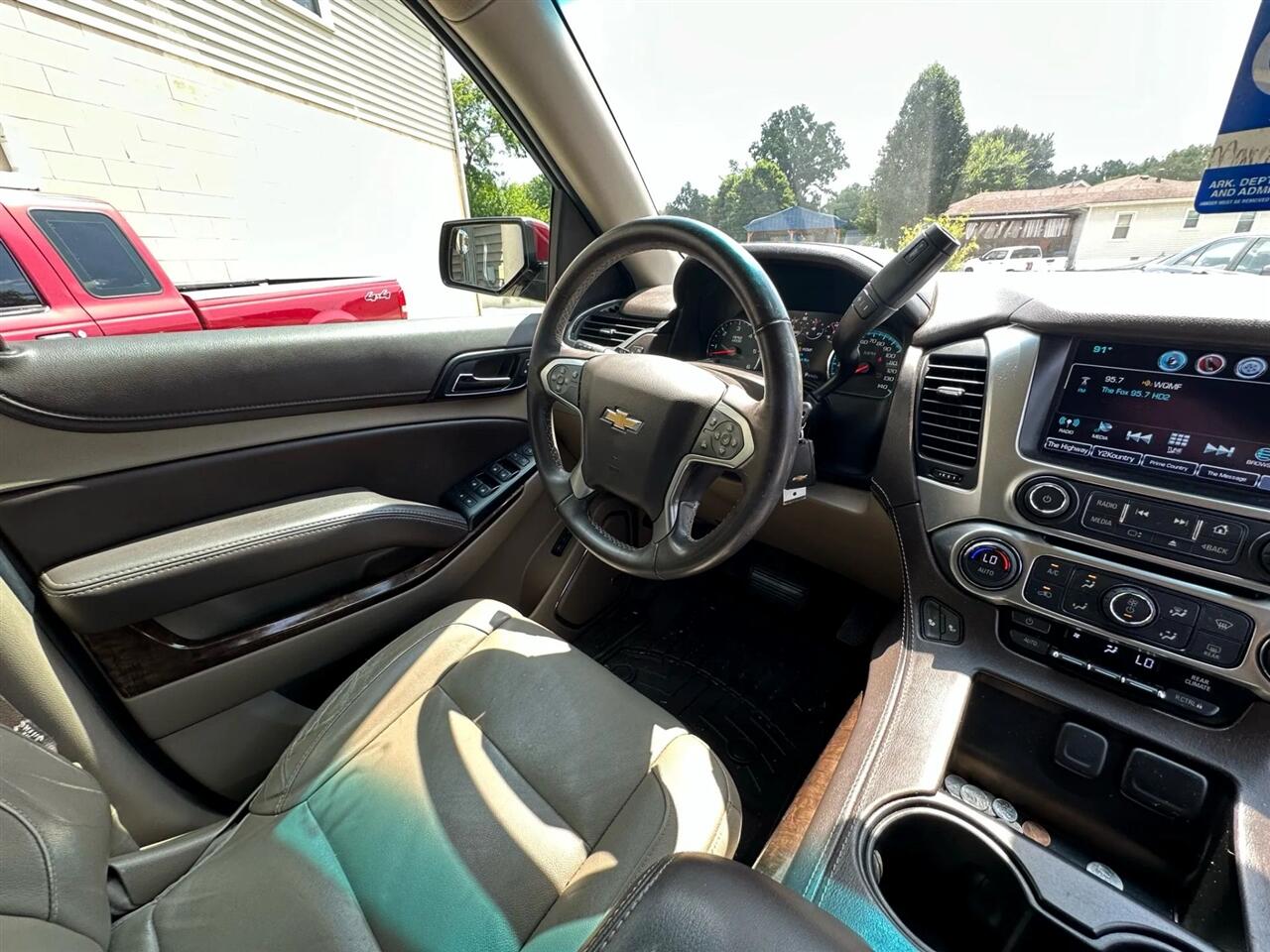 Chevrolet Tahoe 2WD 4dr LT 2017 Chevrolet Tahoe 2WD 4dr LT 2017