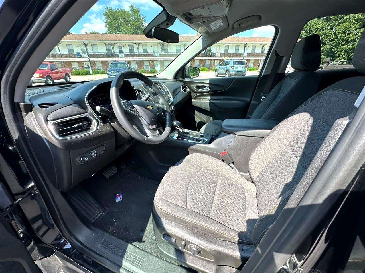 Chevrolet Equinox FWD 4dr LT w/1LT 2022 Chevrolet Equinox FWD 4dr LT w/1LT 2022