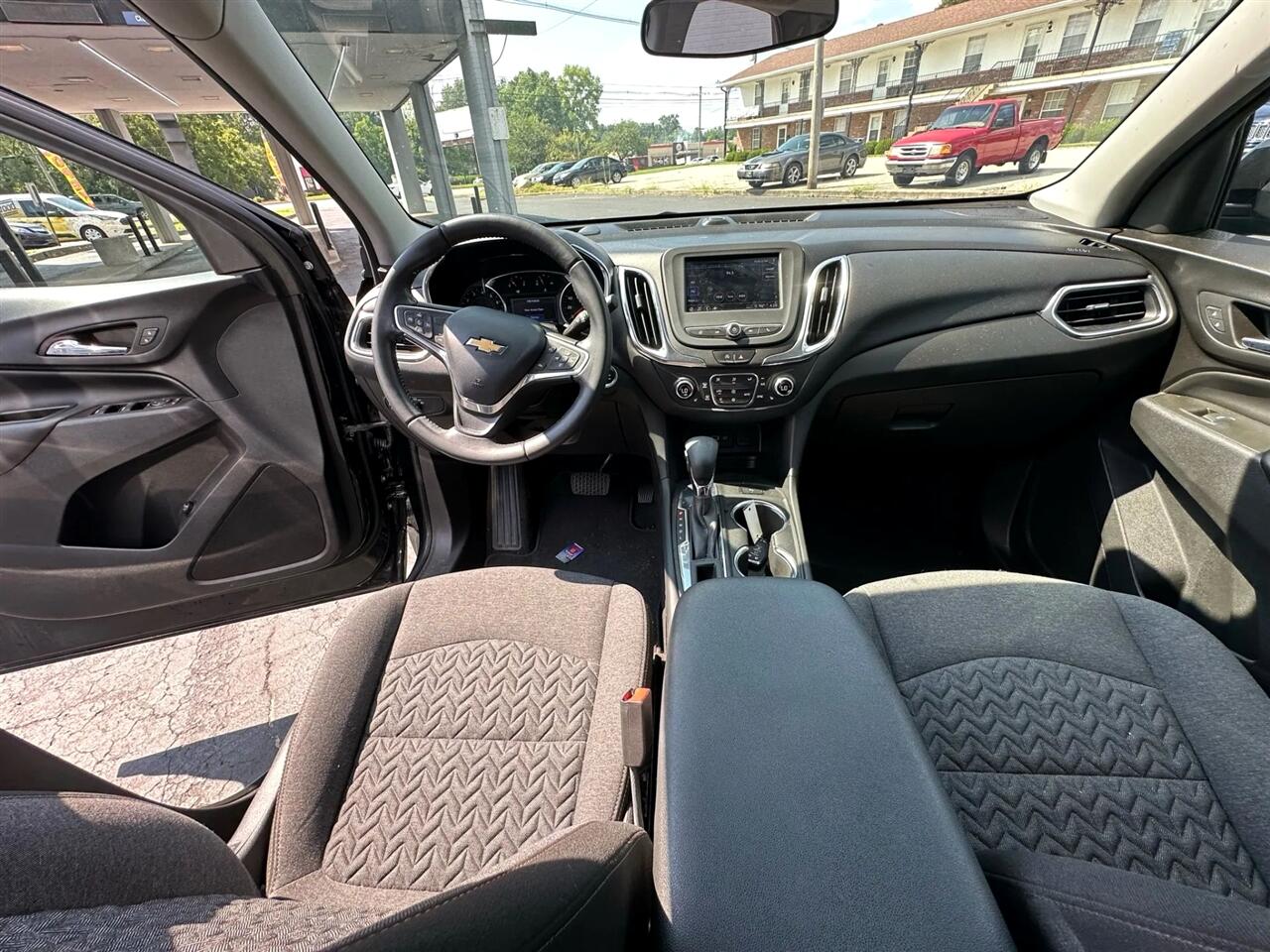 Chevrolet Equinox FWD 4dr LT w/1LT 2022 Chevrolet Equinox FWD 4dr LT w/1LT 2022