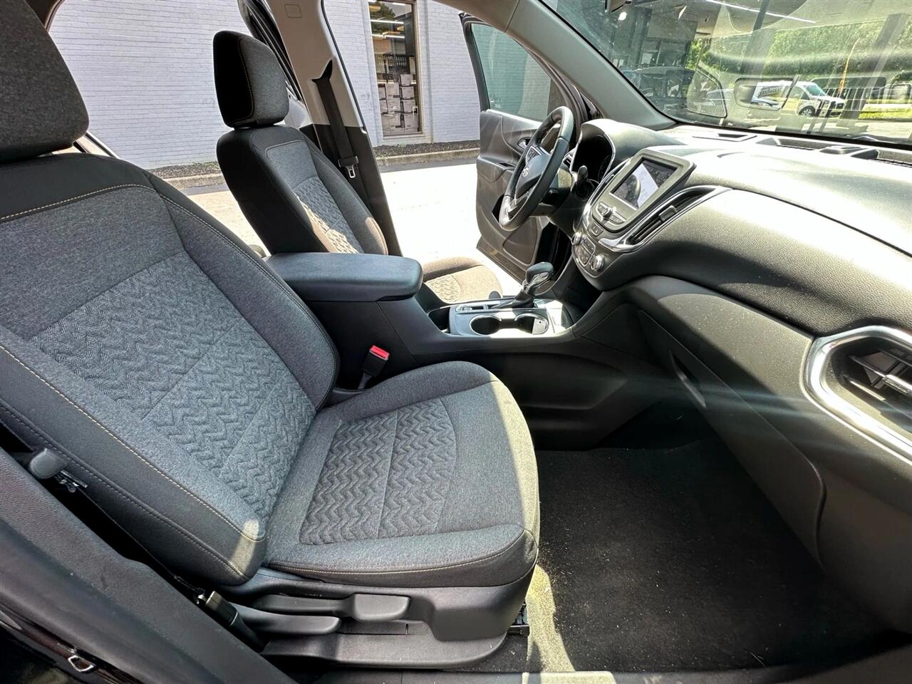 Chevrolet Equinox FWD 4dr LT w/1LT 2022 Chevrolet Equinox FWD 4dr LT w/1LT 2022