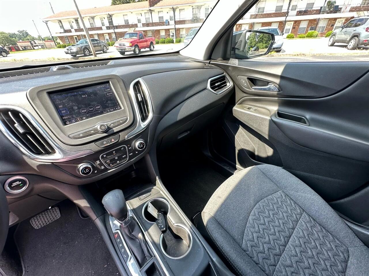 Chevrolet Equinox FWD 4dr LT w/1LT 2022 Chevrolet Equinox FWD 4dr LT w/1LT 2022