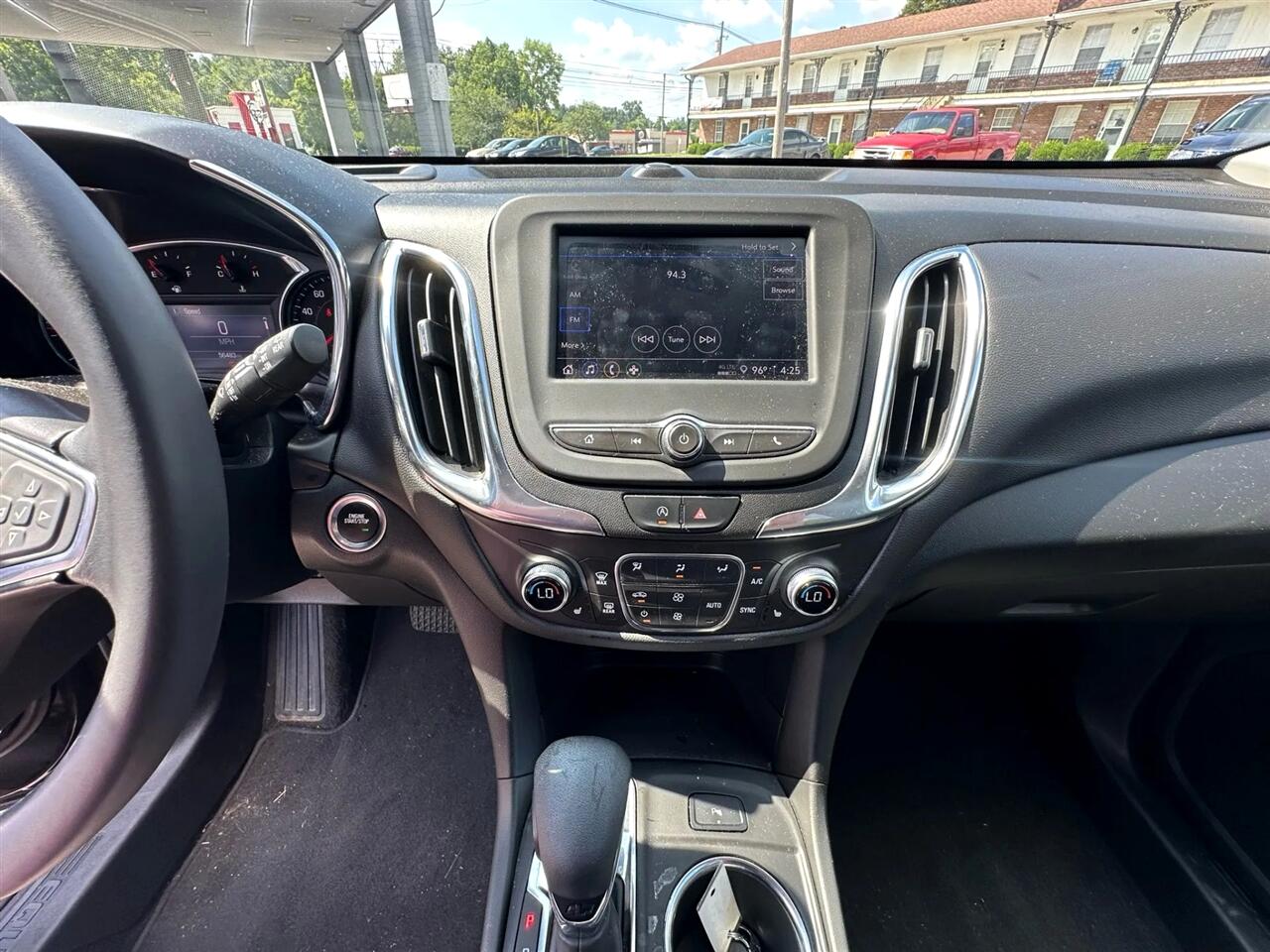 Chevrolet Equinox FWD 4dr LT w/1LT 2022 Chevrolet Equinox FWD 4dr LT w/1LT 2022