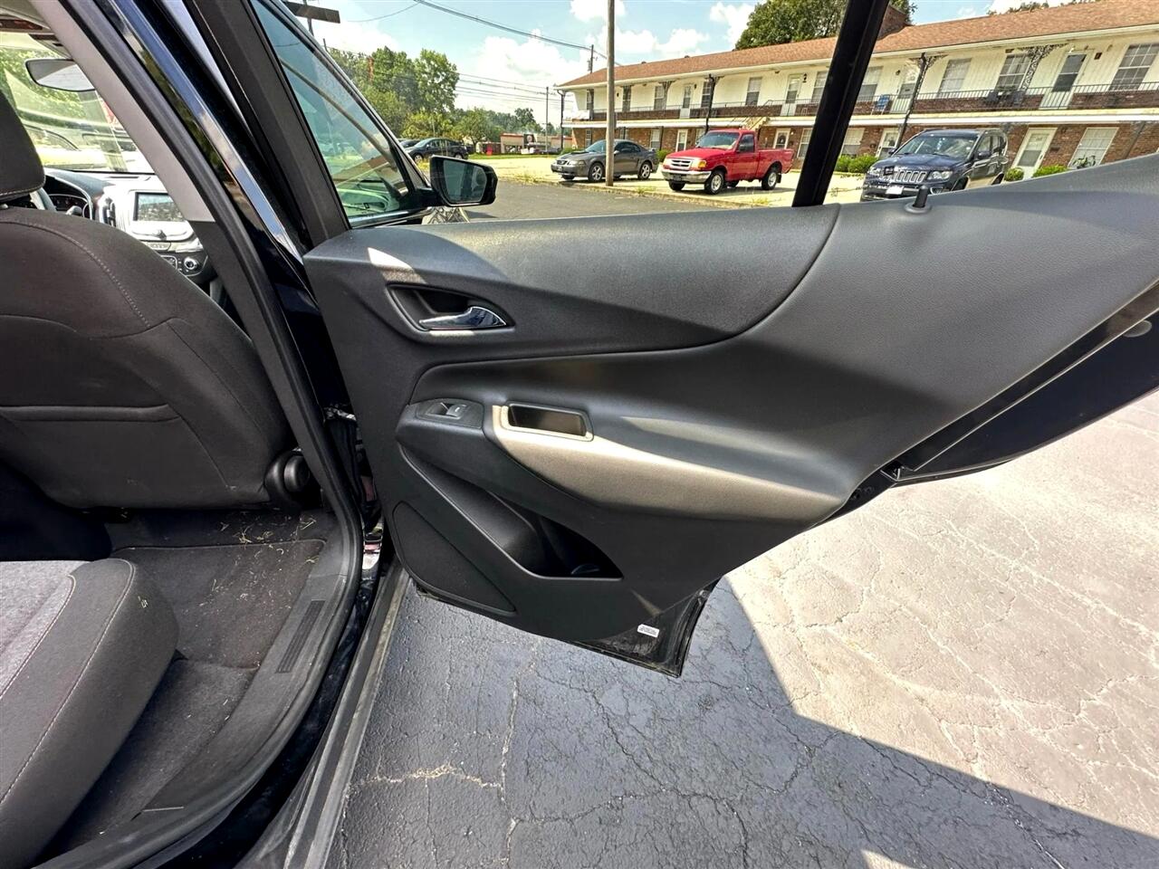 Chevrolet Equinox FWD 4dr LT w/1LT 2022 Chevrolet Equinox FWD 4dr LT w/1LT 2022