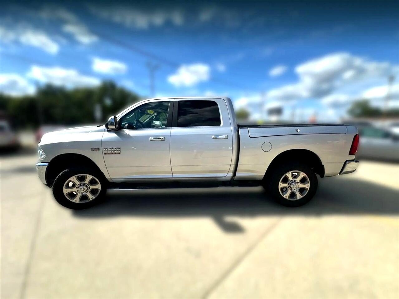 RAM 2500 Big Horn 4x4 Crew Cab 6'4" Box 2018 RAM 2500 Big Horn 4x4 Crew Cab 6'4" Box 2018