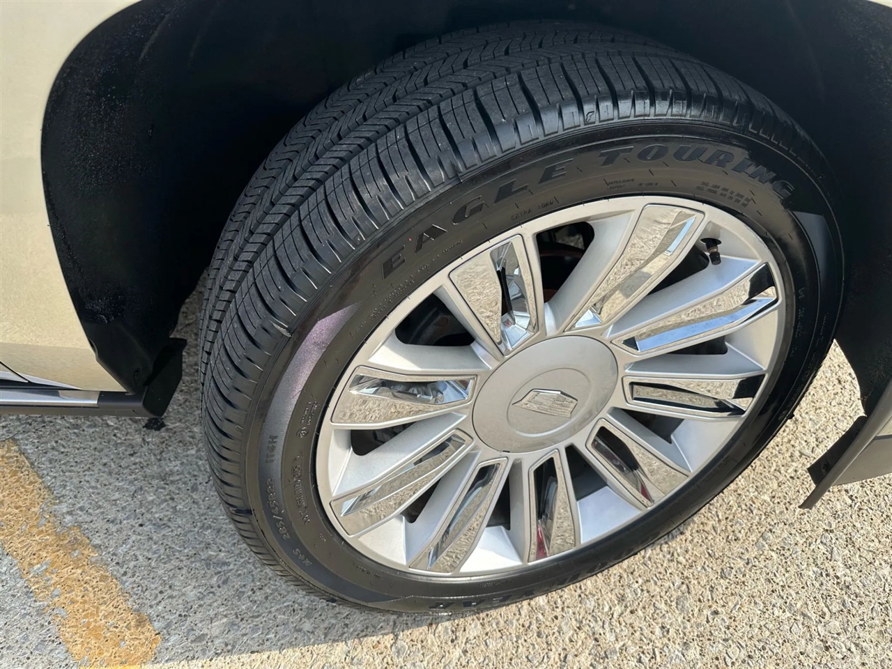 Cadillac Escalade ESV 4WD 4dr Platinum 2016 Cadillac Escalade ESV 4WD 4dr Platinum 2016