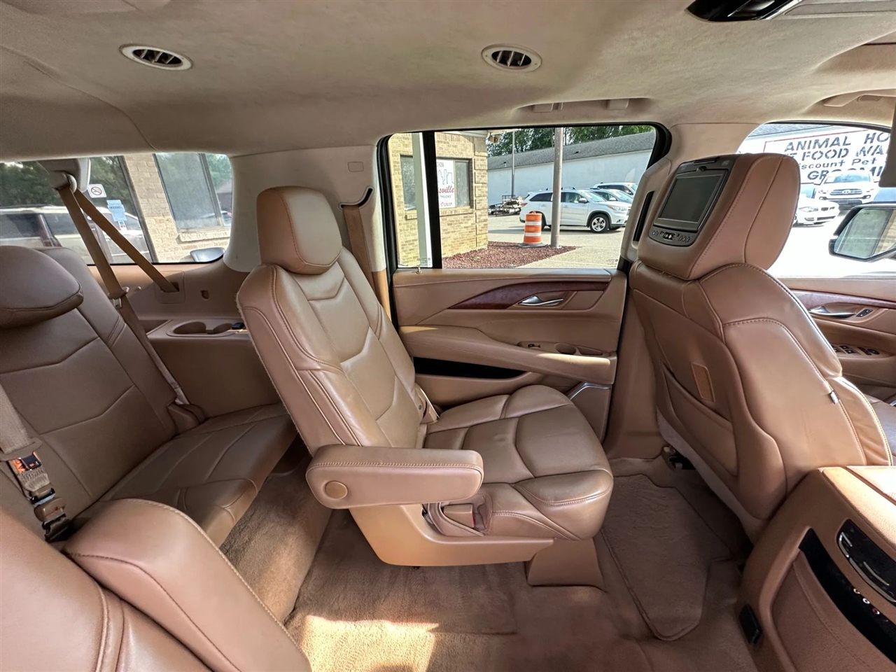 Cadillac Escalade ESV 4WD 4dr Platinum 2016 Cadillac Escalade ESV 4WD 4dr Platinum 2016