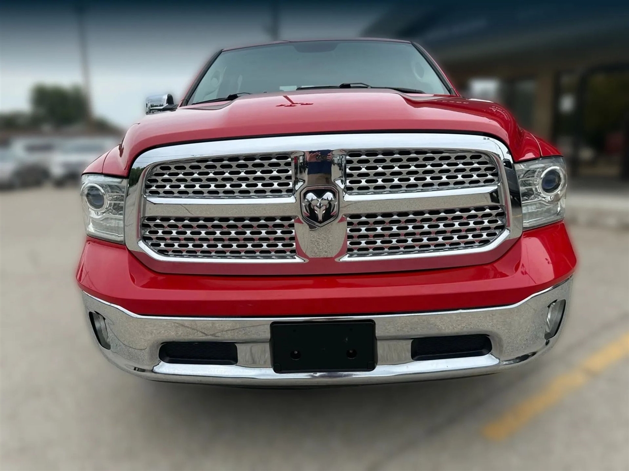 2018 Ram 1500 Laramie photo 2