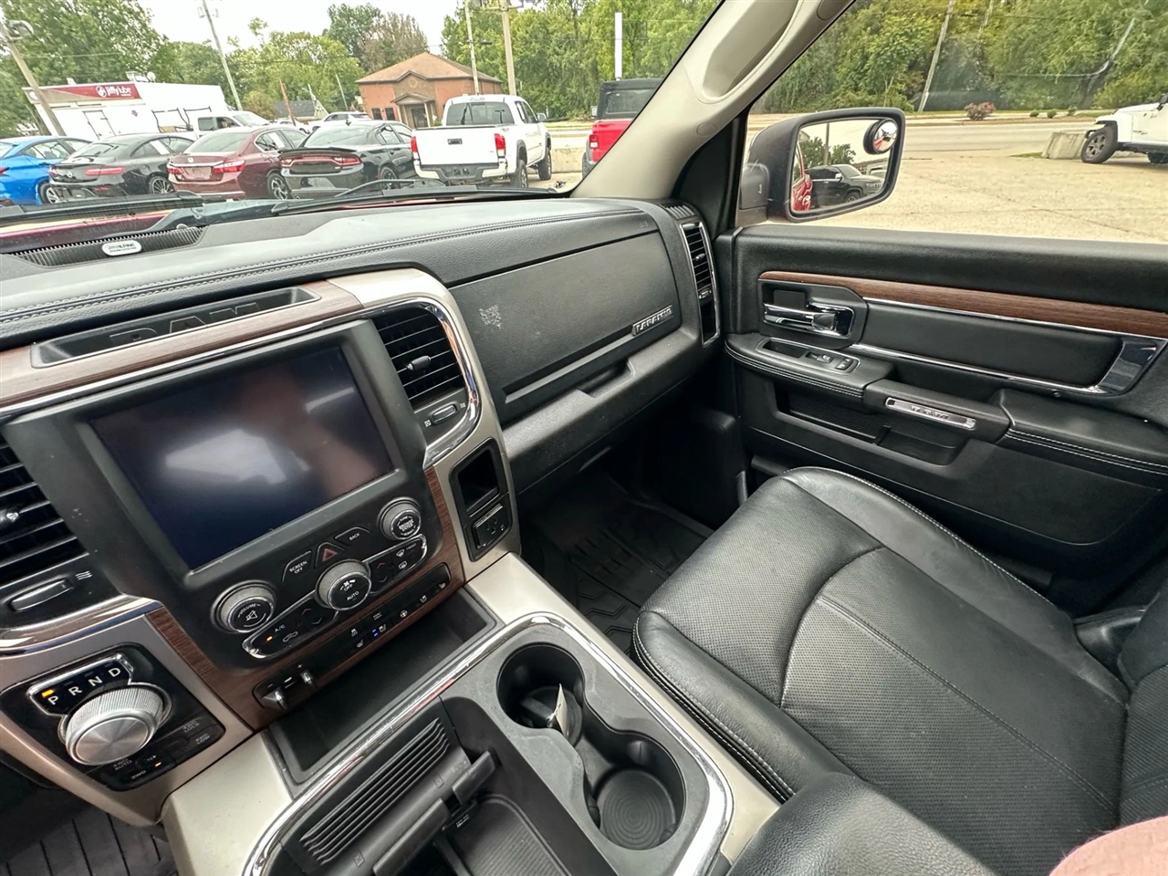 2018 Ram 1500 Laramie photo 22